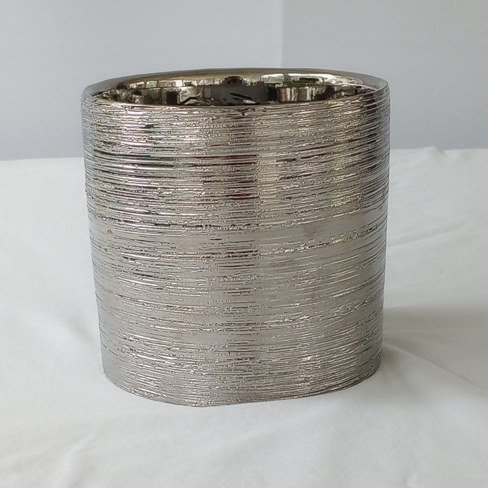 NWT   Silver Etch Ceramic Cylinder Floral Pot/Vase-